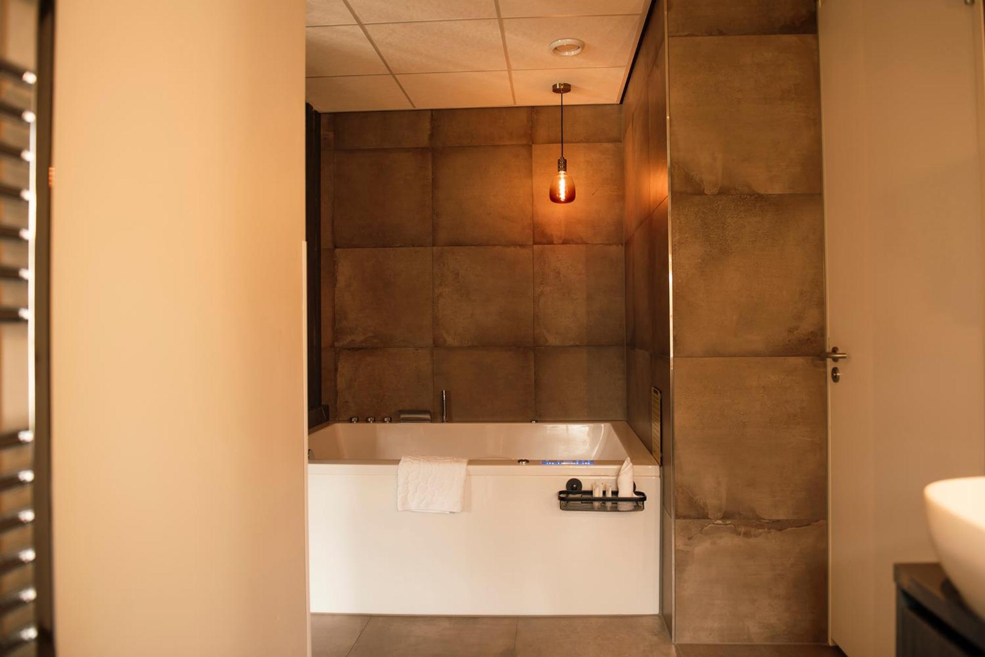 Hotel De Kastanjefabriek Eibergen المظهر الخارجي الصورة